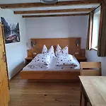 Apartament Schuettbachhof *